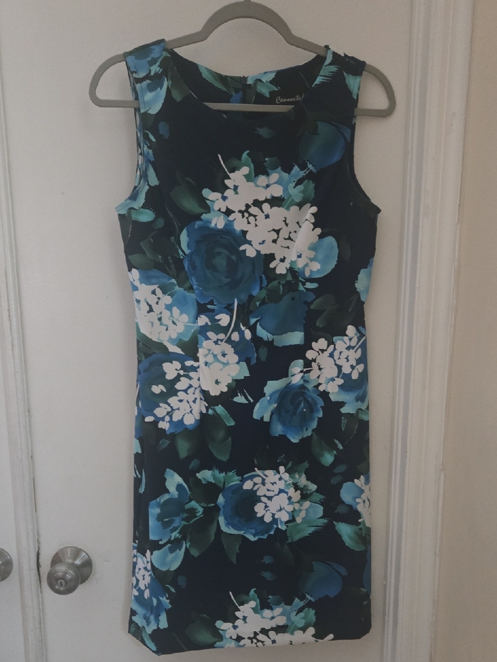NWOT Connected Blue & White Floral Midi Dress